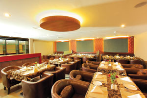 Cochin Palace Hotel Four Star Restaurant Area